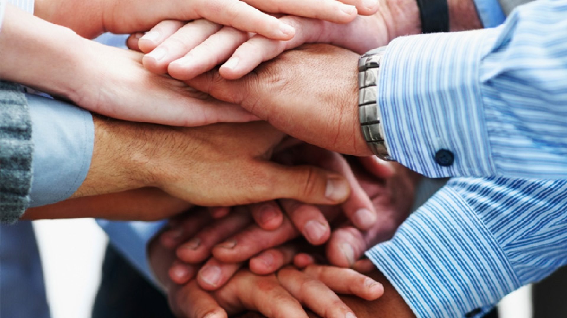 b11af57fd51bf0080582515ce25e4f6b65f322ad---AC-hands_s